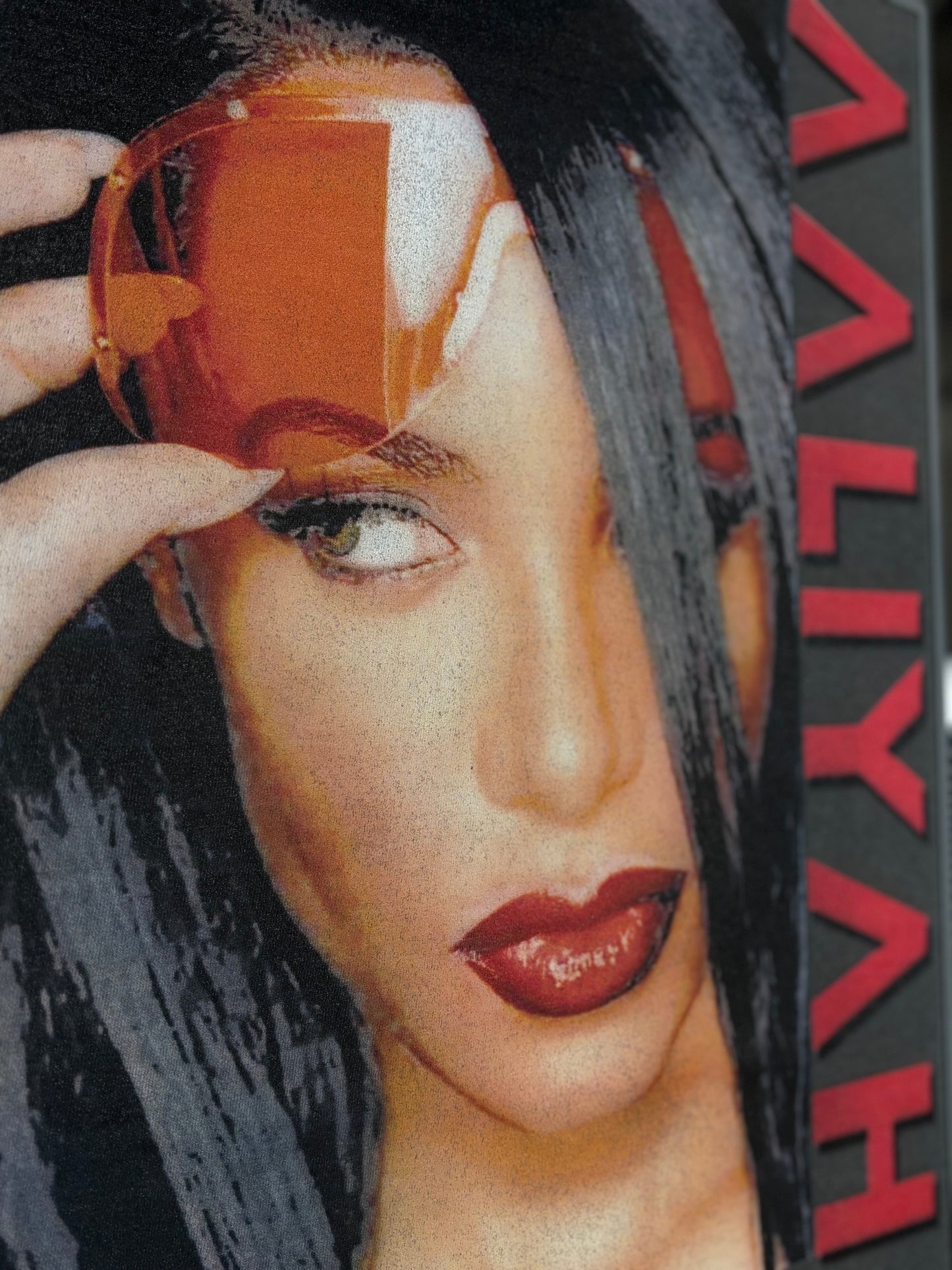 Aaliyah Graphic T-Shirt (Graphite)
